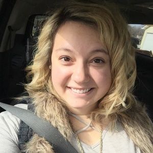 Meet your Posher, Whitney